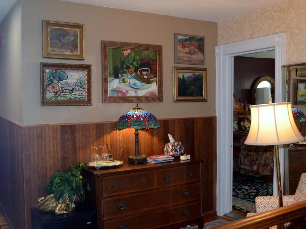 The Fairlawn Inn Hunter Bagian luar foto