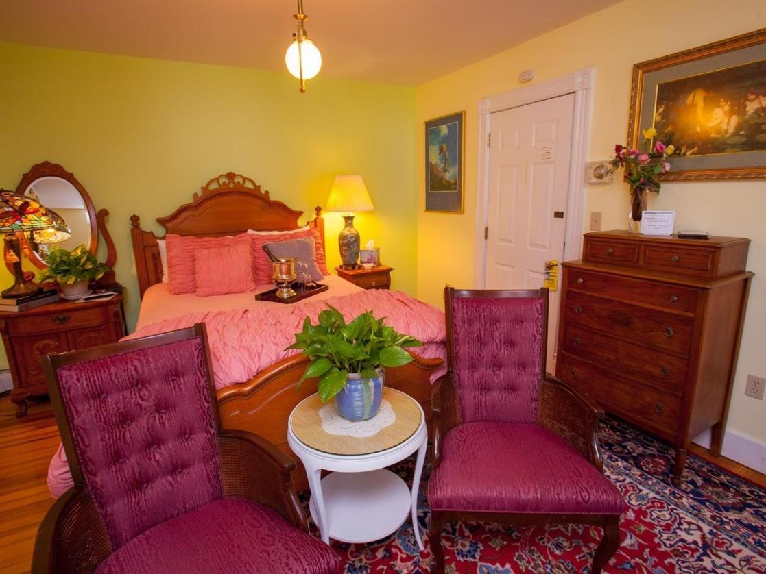 The Fairlawn Inn Hunter Bagian luar foto