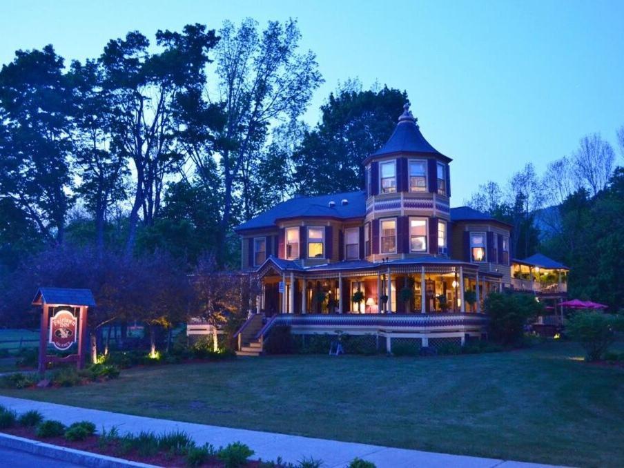 The Fairlawn Inn Hunter Bagian luar foto
