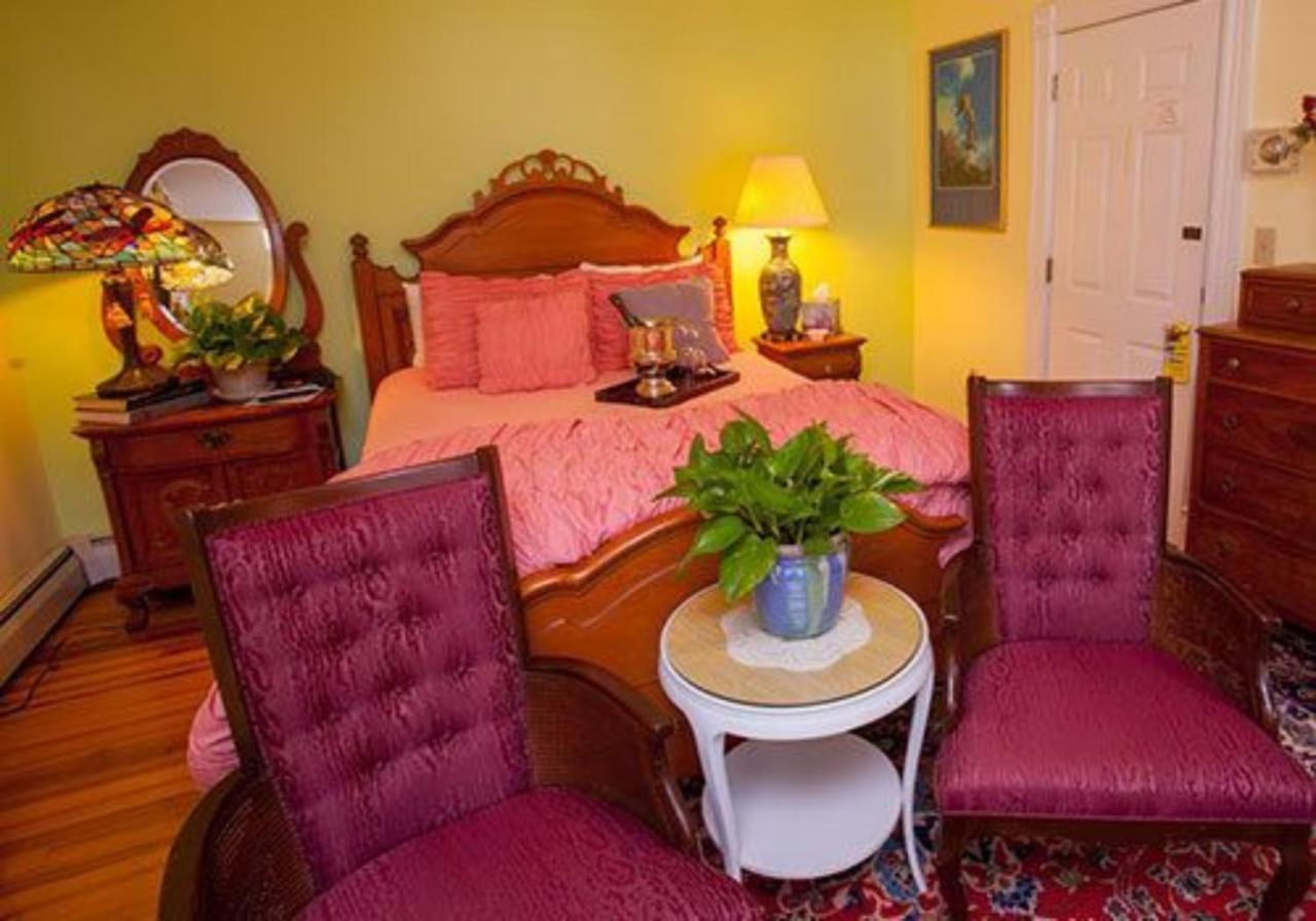 The Fairlawn Inn Hunter Bagian luar foto
